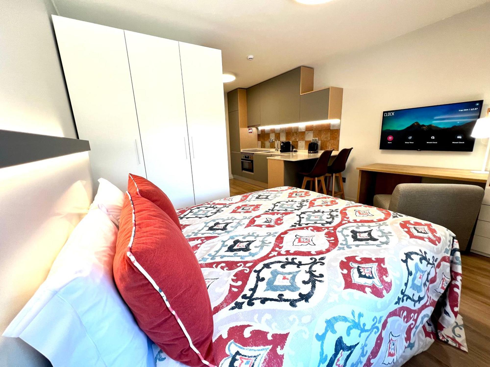 Riacentrum - Smart Residence อาเวโร ภายนอก รูปภาพ