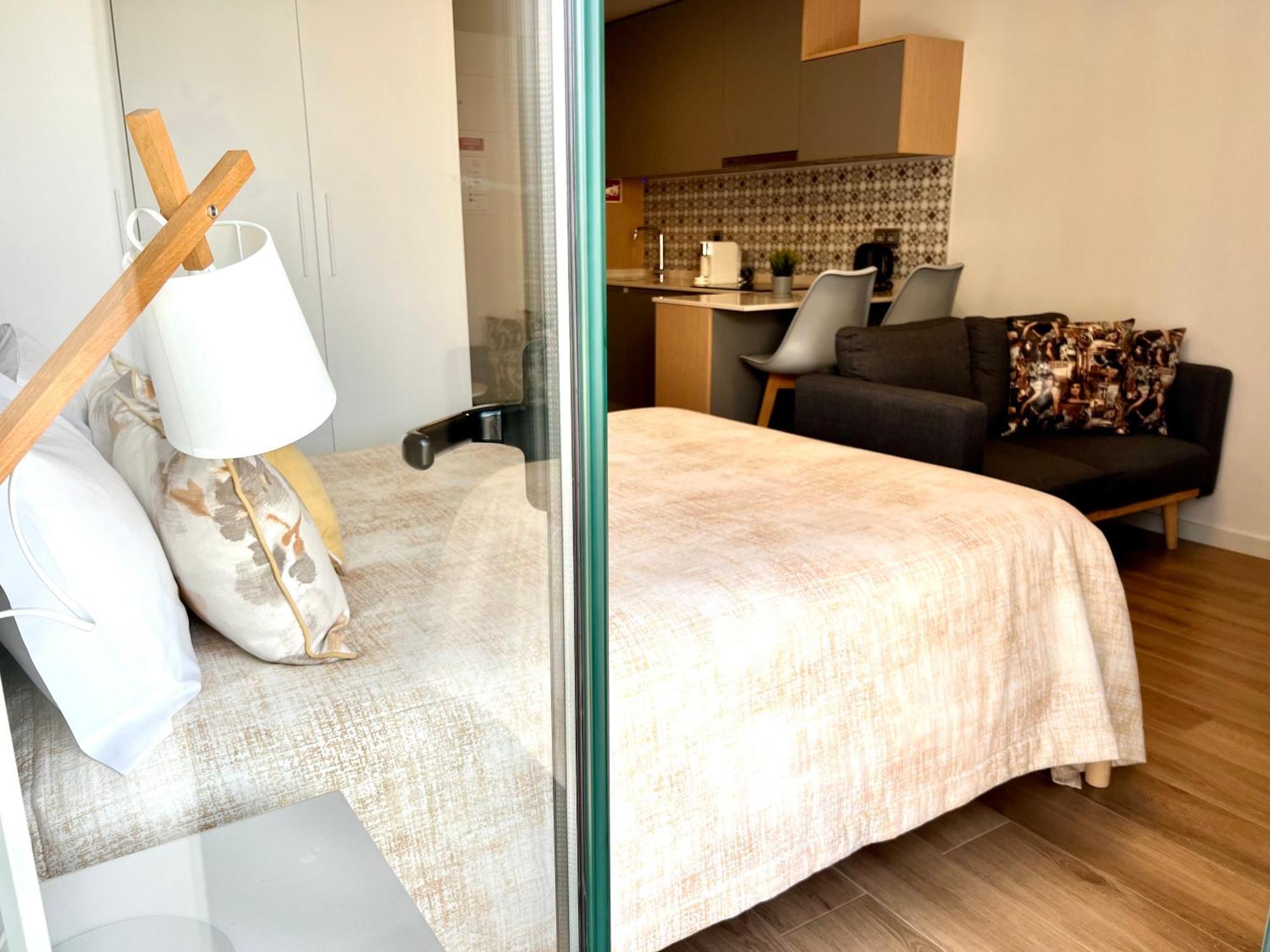 Riacentrum - Smart Residence อาเวโร ภายนอก รูปภาพ